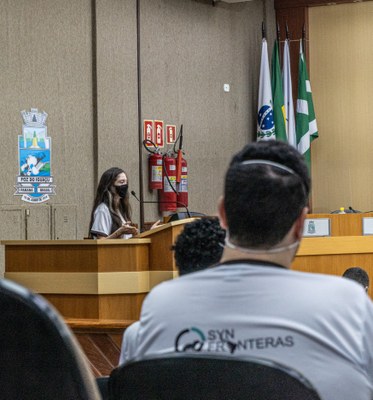 Alunos da UNILA durante audiência pública que discutiu a problemática da leishmaniose viceral em Foz do Iguaçu