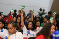 Parlamentares juvenis durante votação de propostas  Foto: Silvio Vera