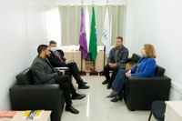 A cônsul brasileira na Argentina, Andrea Giovannetti, visitou a UNILA, no último dia 19, para tratar de oportunidades de parcerias institucionais.